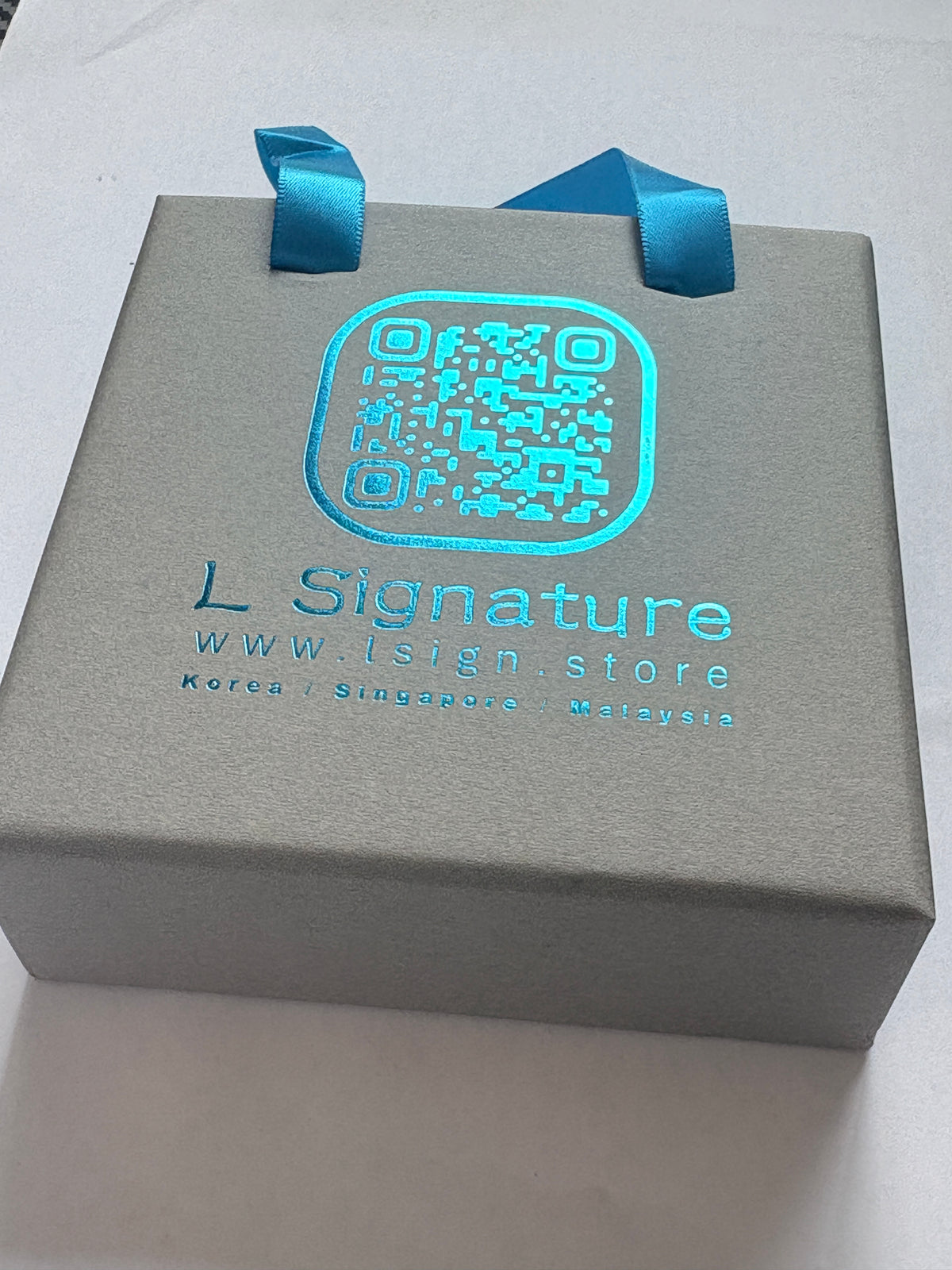 Cloude | Custom Engraved Name Seal
